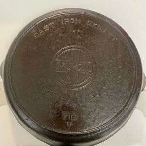 Griswold Cast Iron #10 Large Block Logo Skillet W/Heat Ring 716B W/ Lid 1100A